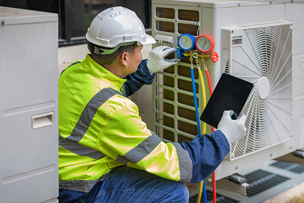 Professional Hvac technician working in Olivia, NC